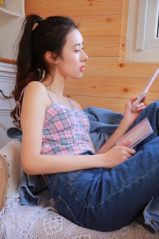 军人野外吮她的花蒂楚晚宝
